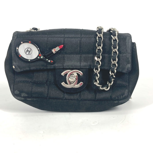 CHANEL カバン ポシェット リップ 口紅 ミラー 鏡 CC ココマーク チェーンバッグ 斜め掛け ショルダーバッグ サテン レディース ブラック