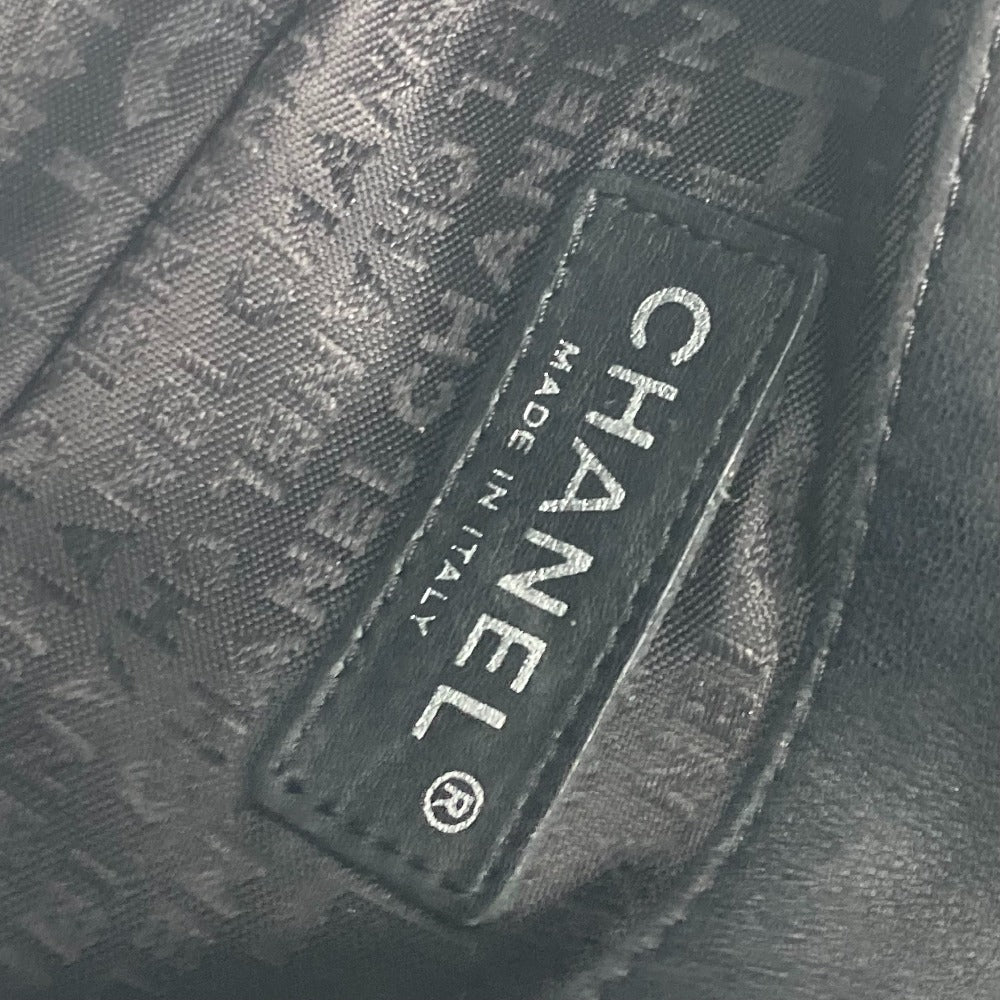 CHANEL カバン ポシェット リップ 口紅 ミラー 鏡 CC ココマーク チェーンバッグ 斜め掛け ショルダーバッグ サテン レディース ブラック