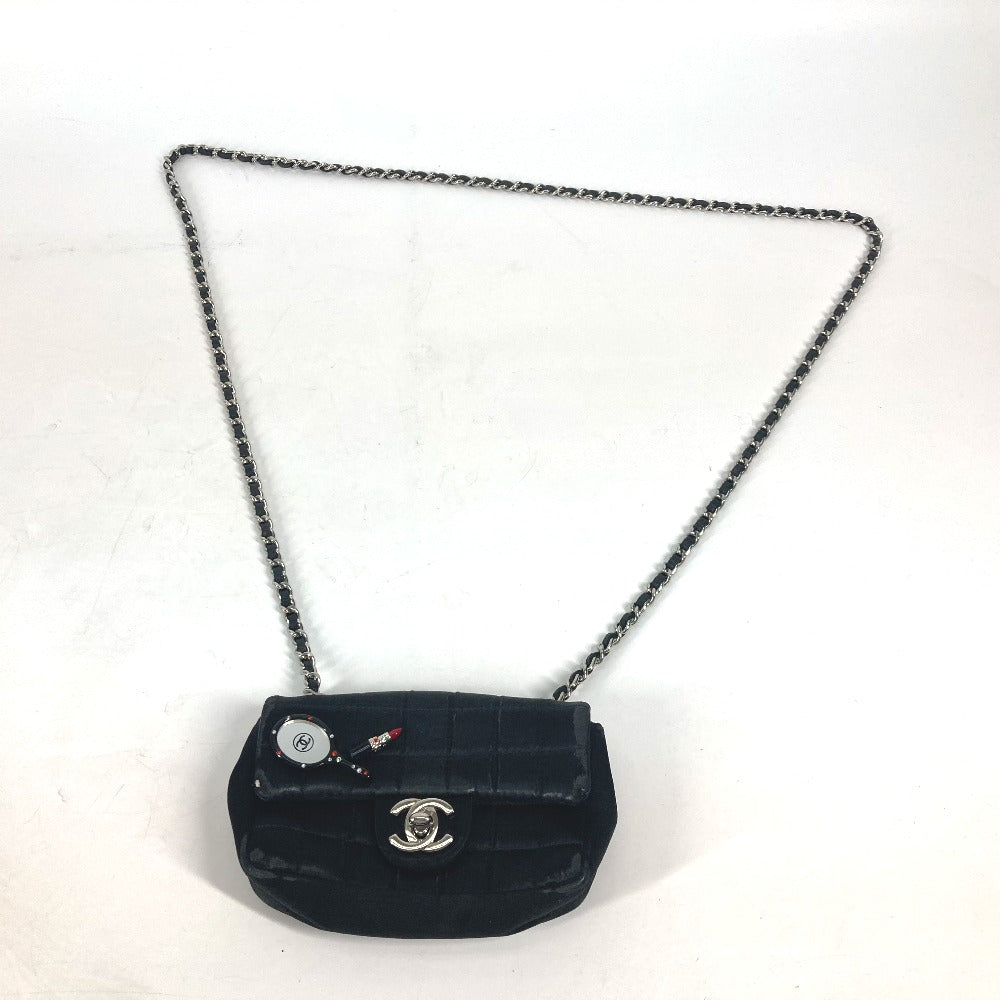 CHANEL カバン ポシェット リップ 口紅 ミラー 鏡 CC ココマーク チェーンバッグ 斜め掛け ショルダーバッグ サテン レディース ブラック