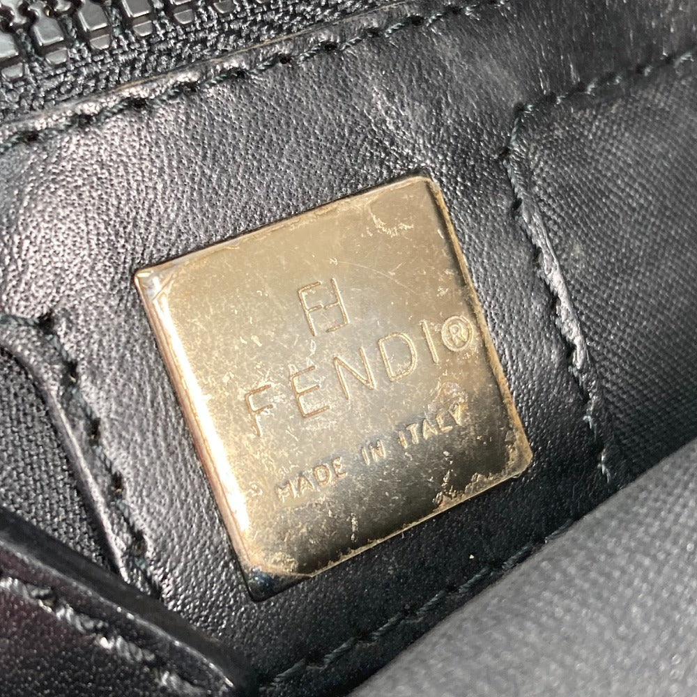 FENDI 斜め掛け ロゴ メタルプレート カバン ポシェット サコッシュ ショルダーバッグ ナイロン メンズ ブラック