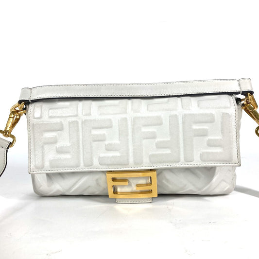 FENDI 8BR600 ズッカ マンマバケット 肩掛け 2WAYバッグ カバン ショルダーバッグ レザー レディース ホワイト