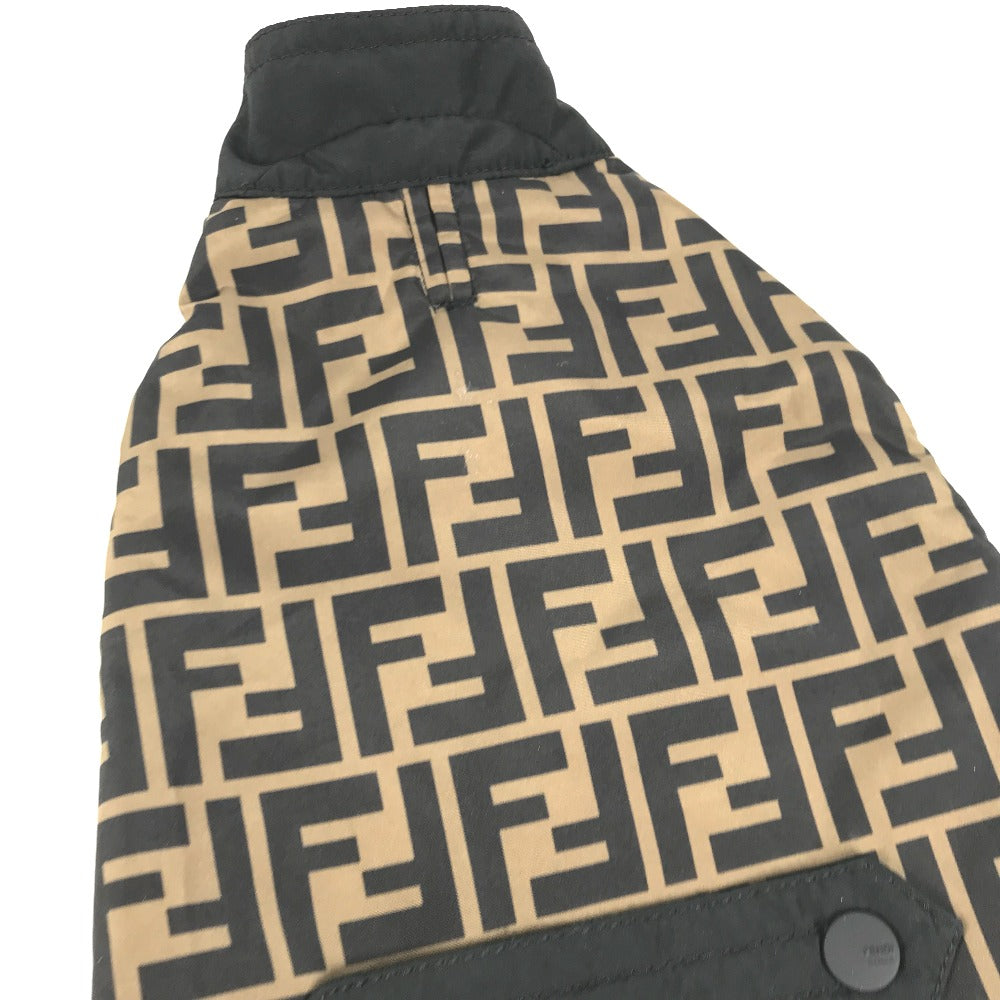 FENDI 犬 ワンちゃん わんちゃん ズッカ 犬 服 犬用 ドッグウェア 雑貨 ナイロン ユニセックス ブラウン
