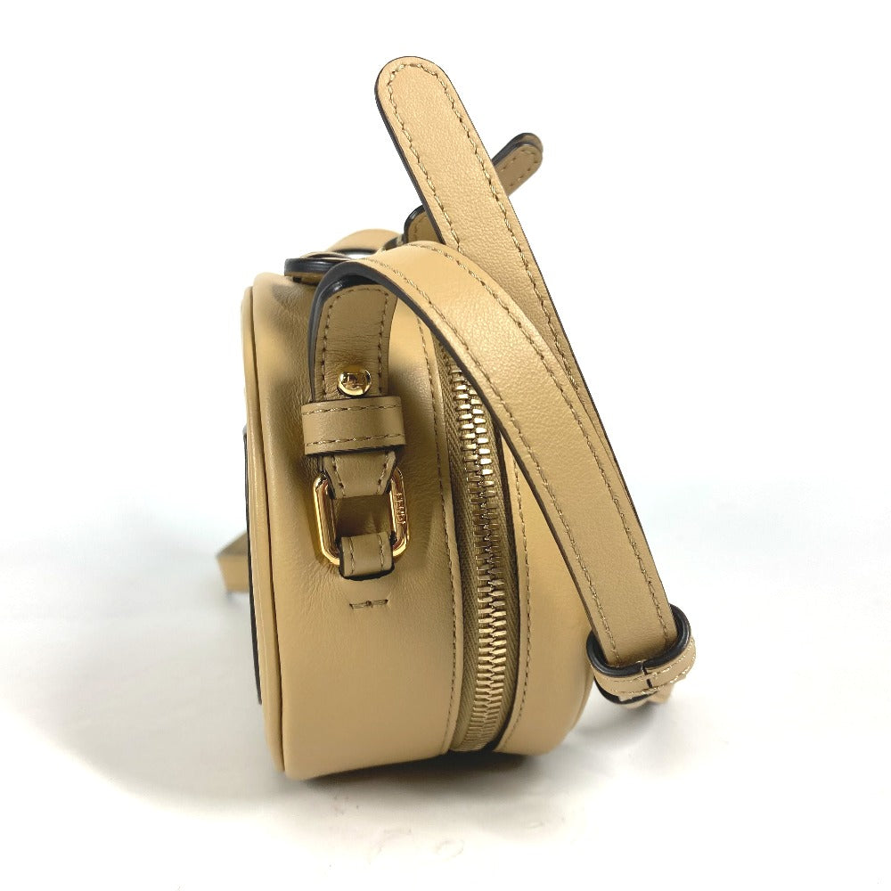 FENDI 8BS058 ポシェット 斜め掛け カメラケース スモール オーロック MINI CAMERA CASE 2WAYバッグ ハンドバッグ ショルダーバッグ レザー レディース ベージュ