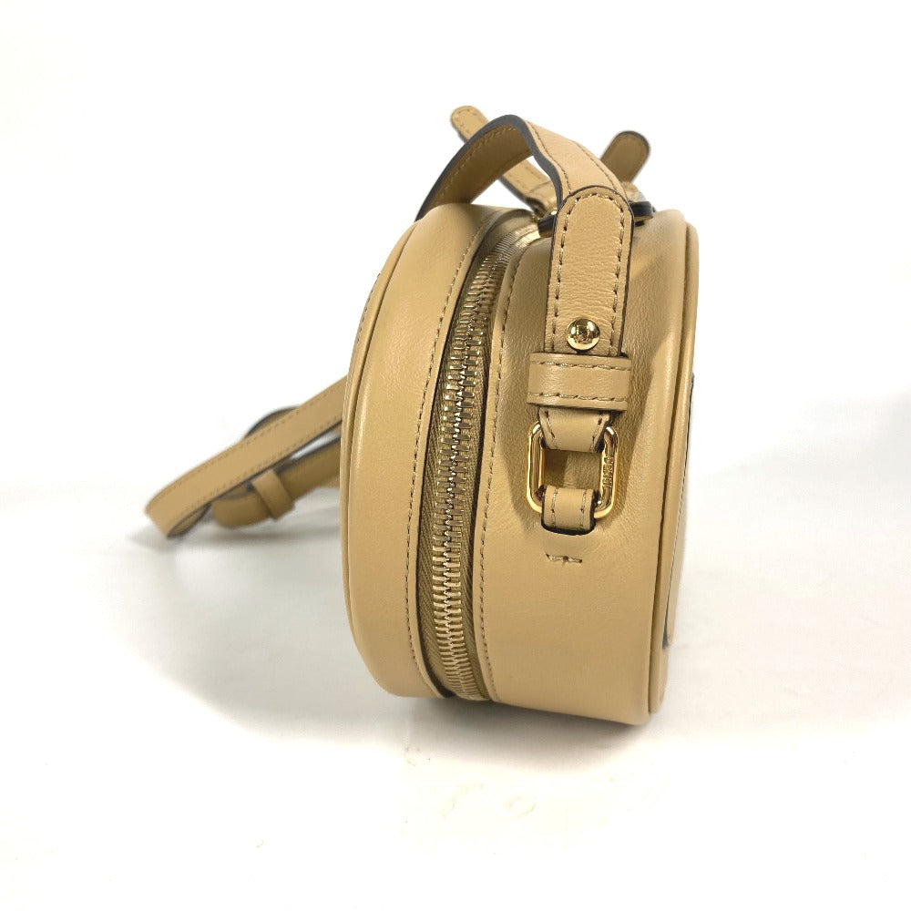 FENDI 8BS058 ポシェット 斜め掛け カメラケース スモール オーロック MINI CAMERA CASE 2WAYバッグ ハンドバッグ ショルダーバッグ レザー レディース ベージュ