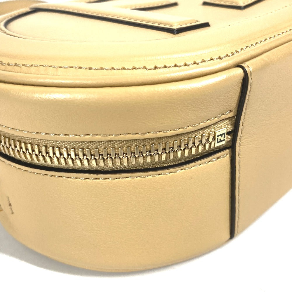 FENDI 8BS058 ポシェット 斜め掛け カメラケース スモール オーロック MINI CAMERA CASE 2WAYバッグ ハンドバッグ ショルダーバッグ レザー レディース ベージュ