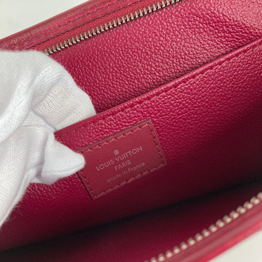 LOUIS VUITTON M41085 エピ ポッシュ トワレ26 ポーチ カバン メイクポーチ セカンドバッグ クラッチバッグ エピレザー レディース フューシャ レッド