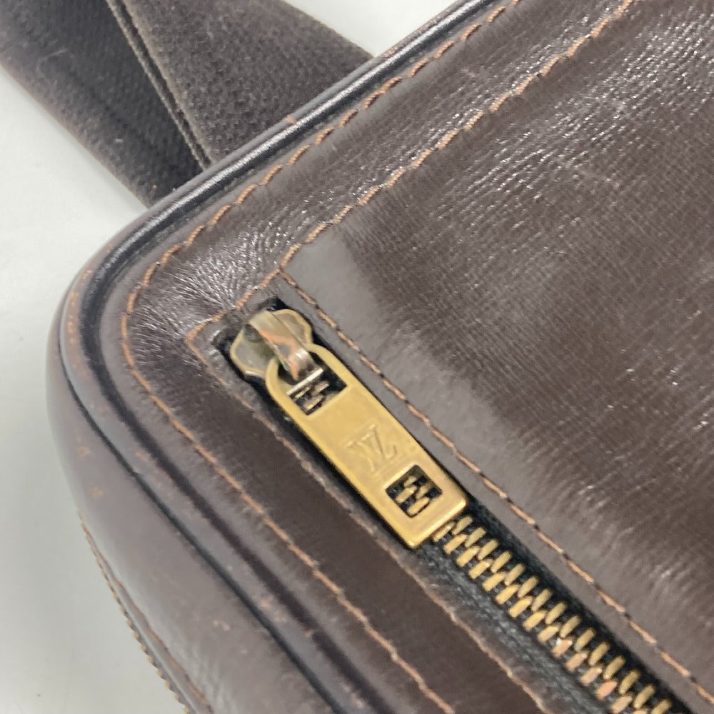 LOUIS VUITTON M92535 ユタ スィウ カバン ベルトバッグ ウエストポーチ ボディバッグ ユタレザー メンズ カフェ ブラウン