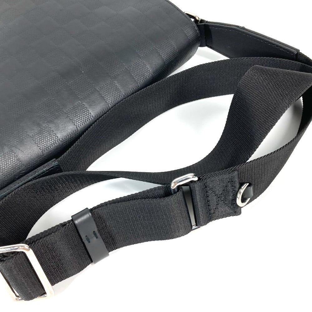 LOUIS VUITTON N42711 ダミエアンフィニ ディストリクト PM NV3　 斜め掛け カバン フラップ メッセンジャーバッグ ショルダーバッグ ダミエアンフィニレザー ユニセックス ノワール ブラック