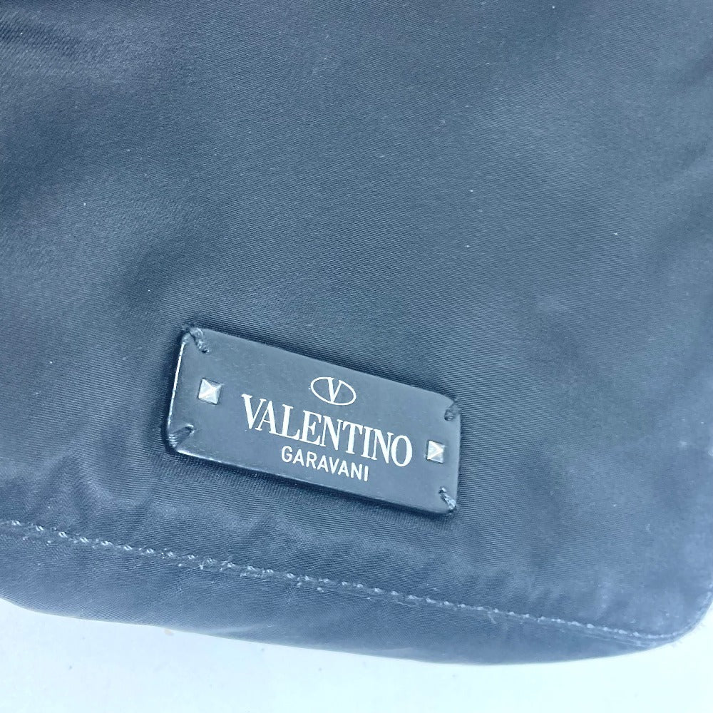 VALENTINO ロゴ スタッズ カバン 斜め掛け ポシェット ショルダーバッグ ナイロン ユニセックス ブラック