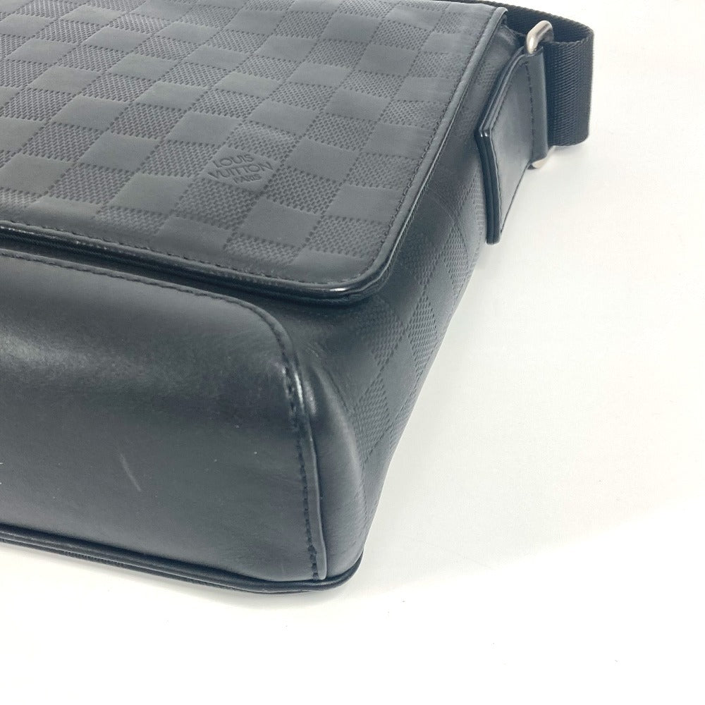 LOUIS VUITTON N41033 Damier Infini District PM Flap Shoulder Bag in Damier Infini Leather, Unisex, Black
