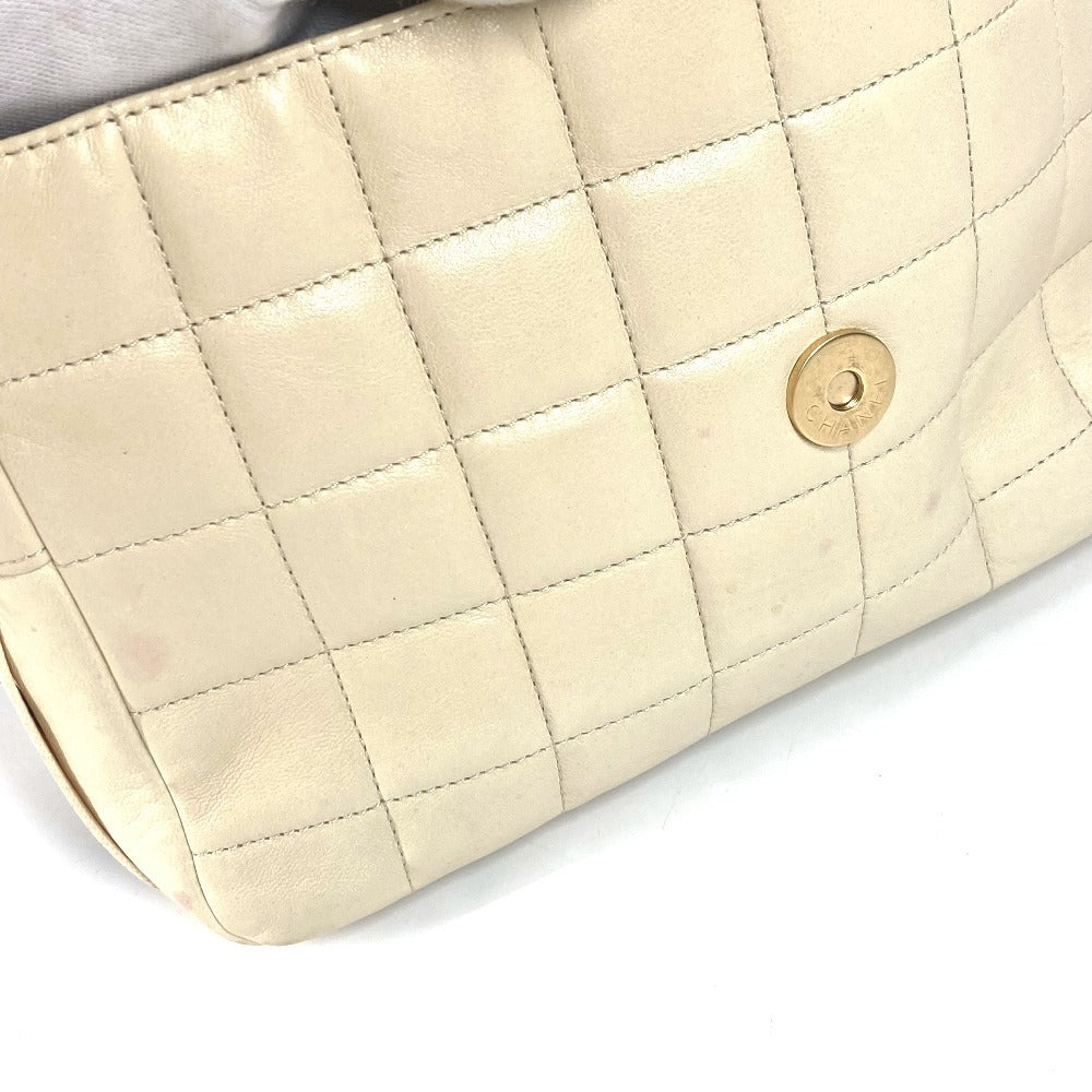 CHANEL CC ココマーク チョコバー バイカラー 斜め掛け カバン フラップ ポシェット ショルダーバッグ レザー レディース ホワイト
