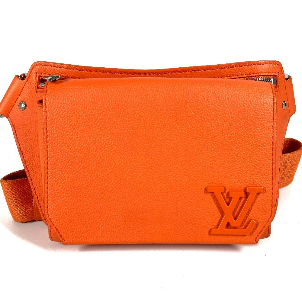 LOUIS VUITTON M59625 LVアエログラム バムバッグ NV カバン ウエストバッグ ショルダーバッグ クロス ボディバッグ トリヨンレザー ユニセックス オレンジ
