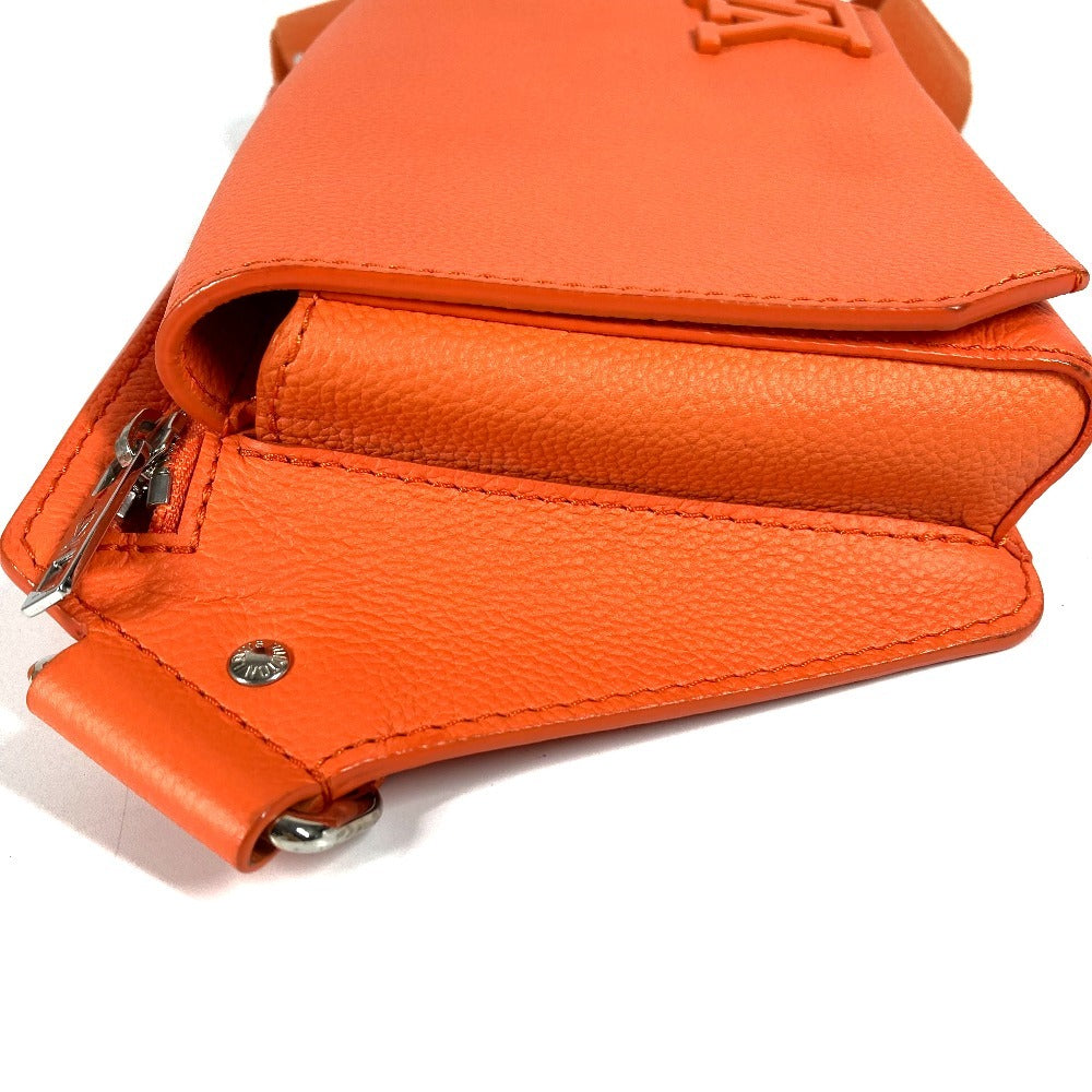 LOUIS VUITTON M59625 LVアエログラム バムバッグ NV カバン ウエストバッグ ショルダーバッグ クロス ボディバッグ トリヨンレザー ユニセックス オレンジ