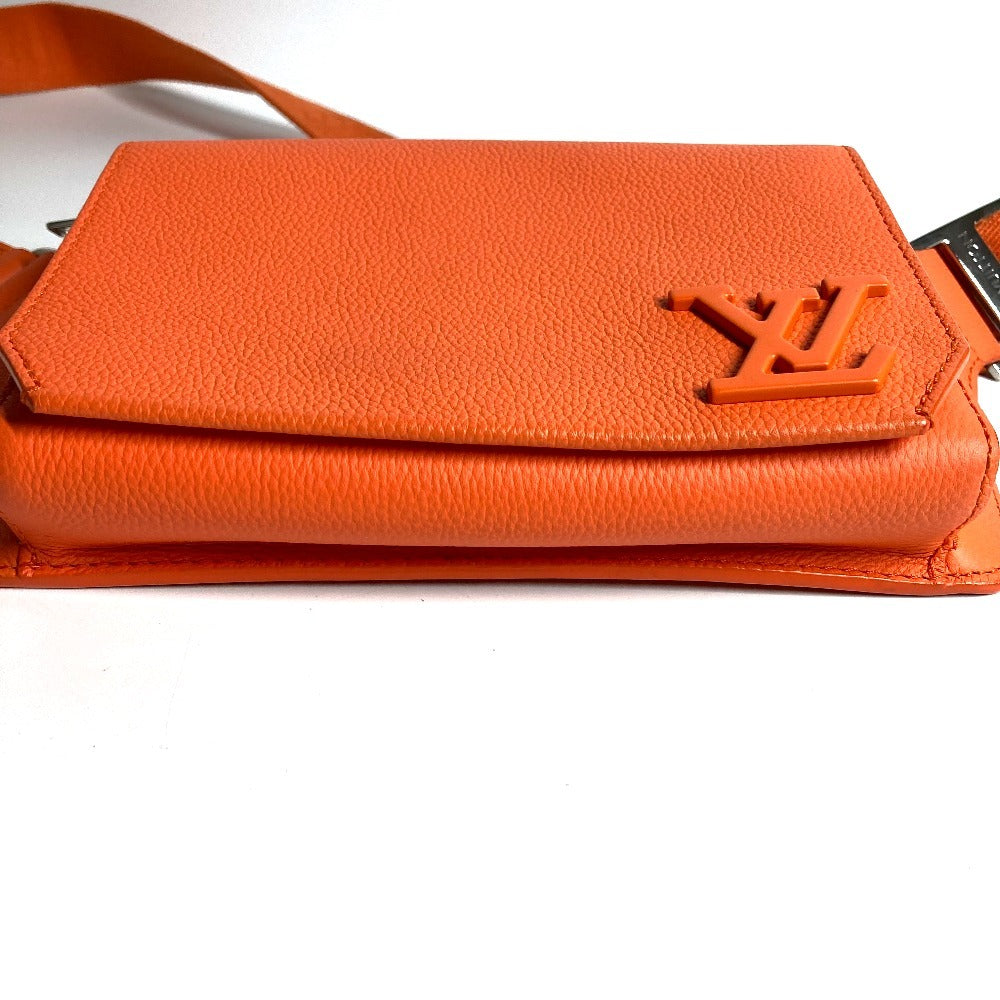 LOUIS VUITTON M59625 LVアエログラム バムバッグ NV カバン ウエストバッグ ショルダーバッグ クロス ボディバッグ トリヨンレザー ユニセックス オレンジ