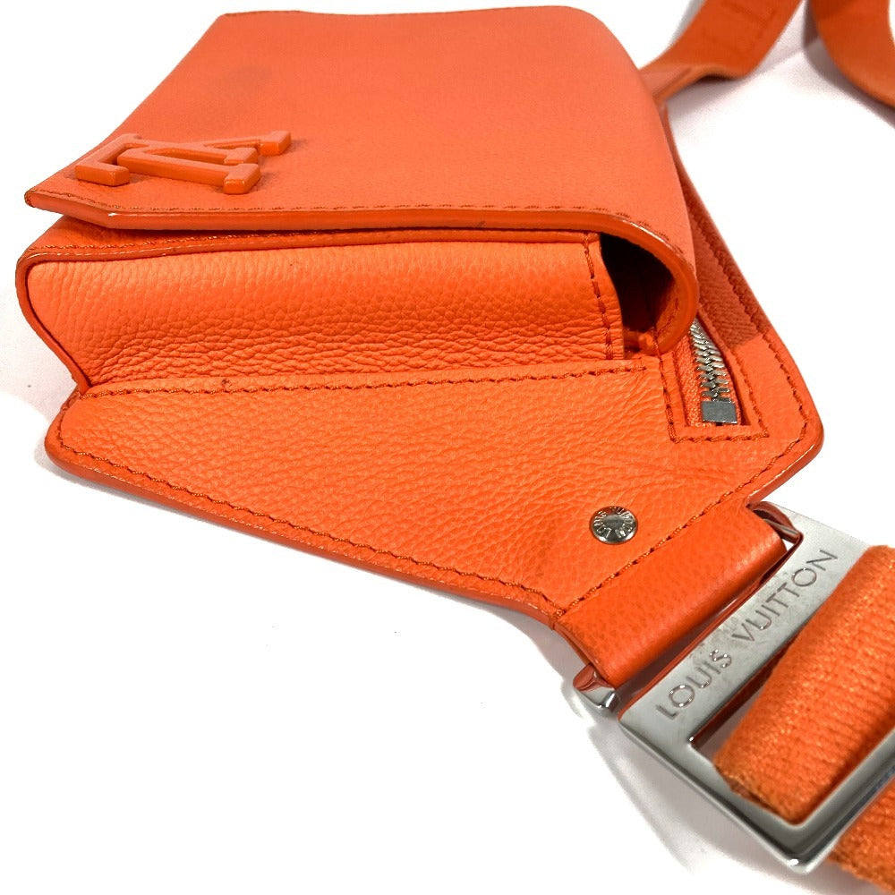 LOUIS VUITTON M59625 LVアエログラム バムバッグ NV カバン ウエストバッグ ショルダーバッグ クロス ボディバッグ トリヨンレザー ユニセックス オレンジ