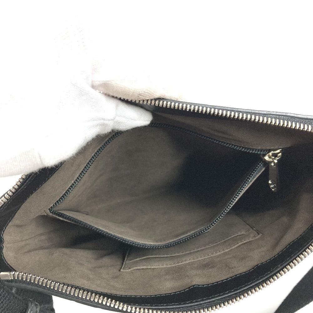 GUCCI 406410 GGエンボス グッチシマ ロゴ カバン 斜め掛け ポシェット ショルダーバッグ シマレザー ユニセックス ブラック