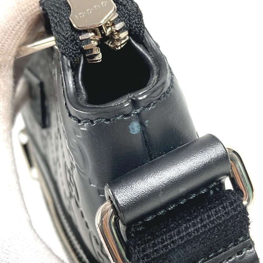 GUCCI 406410 GGエンボス グッチシマ ロゴ カバン 斜め掛け ポシェット ショルダーバッグ シマレザー ユニセックス ブラック
