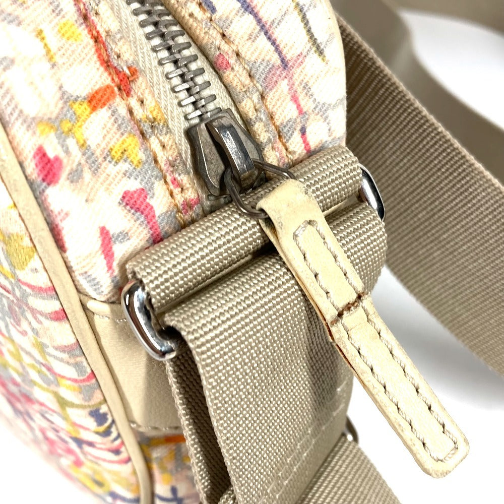 CHANEL クローバー CC ココマーク ロゴ カバン 斜め掛け ポシェット ショルダーバッグ キャンバス/レザー ユニセックス ピンク