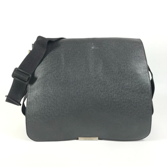 LOUIS VUITTON M30142 タイガ ヴィクトール カバン 斜め掛け メッセンジャーバッグ フラップ ショルダーバッグ タイガレザー ユニセックス ノワール ブラック