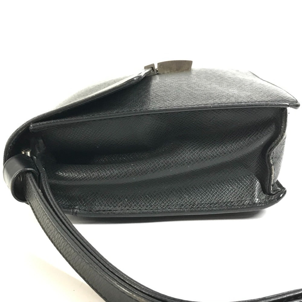 LOUIS VUITTON M30782 タイガ セレンガ カバン ストラップ フラップ ポーチ クラッチバッグ セカンドバッグ タイガレザー メンズ アルドワーズ ブラック