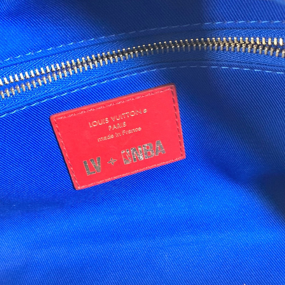 LOUIS VUITTON M45588 モノグラム NBA コラボ クローク ドップ キット カバン ポーチ クラッチバッグ チェーン セカンドバッグ モノグラムキャンバス ユニセックス ブラウン