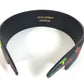 LOUIS VUITTON M96121 โมโนแกรมมัลติคัลเลอร์ LVxTM Takashi Murakami แถบคาดศีรษะ LV Outline แถบคาดศีรษะ เครื่องประดับผม ที่คาดผม ผ้าแคนวาสลายโมโนแกรมมัลติคัลเลอร์สำหรับผู้หญิง สี Noir ดำ