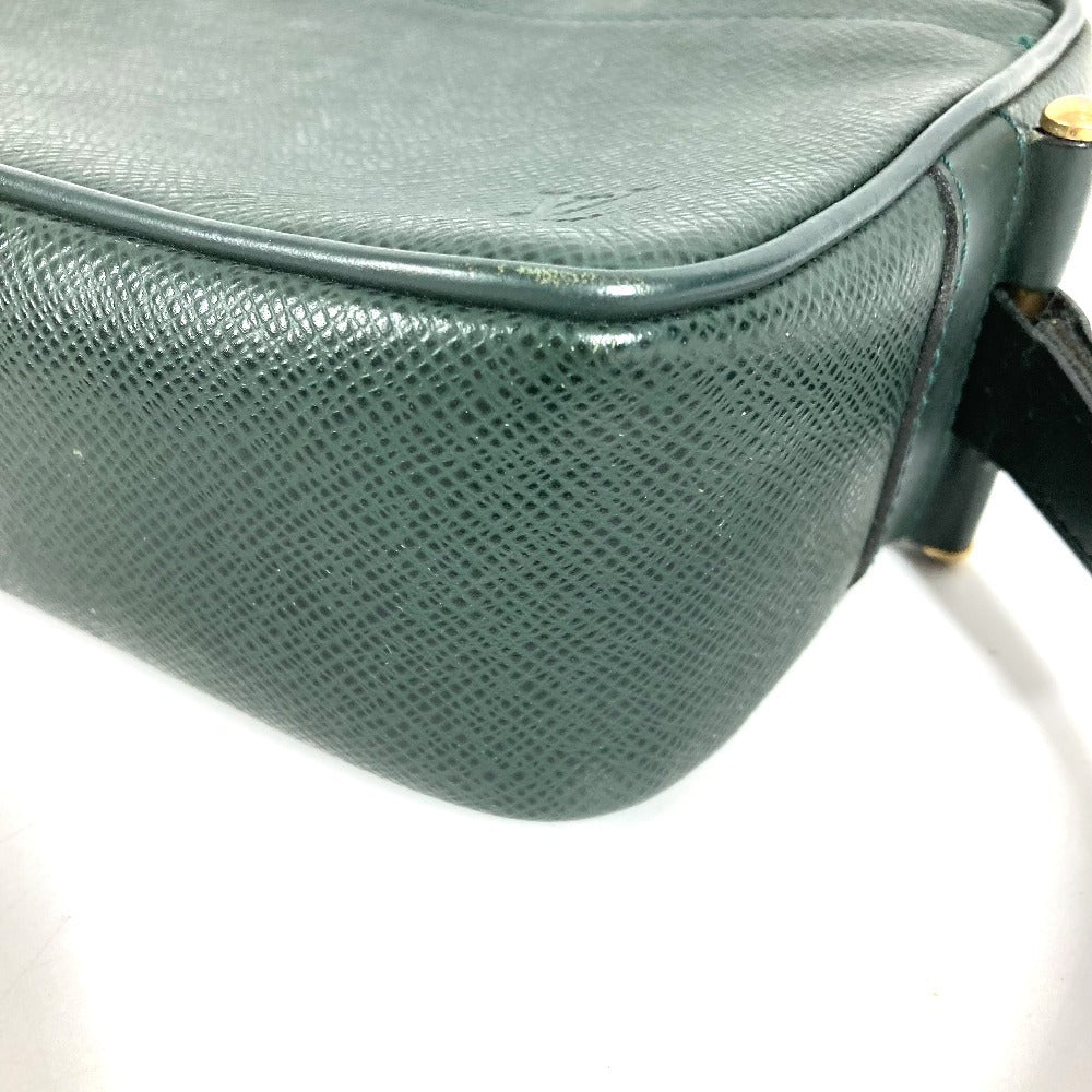 LOUIS VUITTON M30814 Taiga Kaluga Second Bag Clutch Bag Pouch with Strap Taiga Leather Unisex Epicea Green