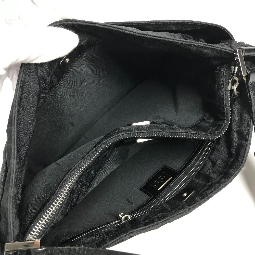 FENDI ズッカ ロゴ 肩掛け カバン ショルダーバッグ レザー/ナイロン レディース ブラック