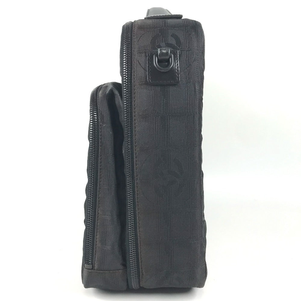 CHANEL New travel line Business bag 2-Way Bag: Shoulder Bag, Document Bag, Tote Bag Hand Bag Nylon Black Used