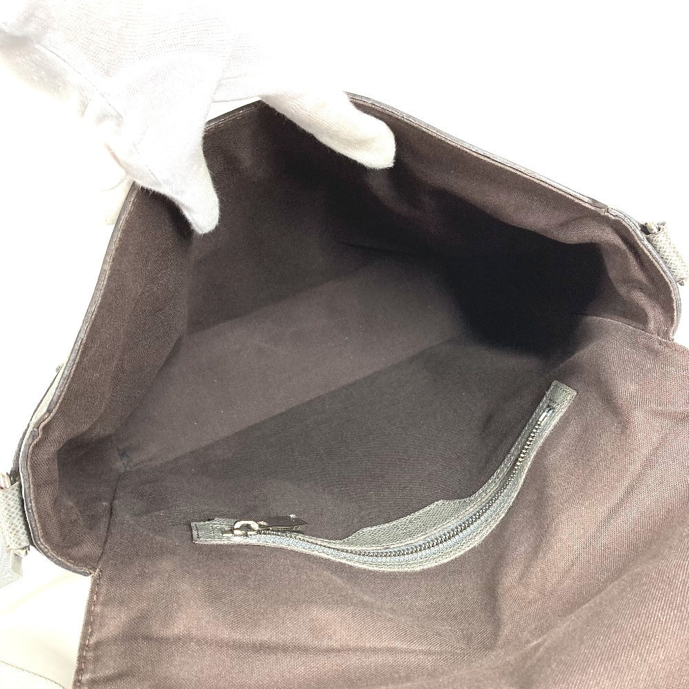LOUIS VUITTON M32623 タイガ ロマンMM ロマン MM カバン 斜め掛け フラップ メッセンジャーバッグ ショルダーバッグ タイガレザー ユニセックス グラシエ グレー