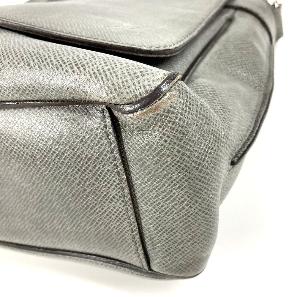 LOUIS VUITTON M32623 タイガ ロマンMM ロマン MM カバン 斜め掛け フラップ メッセンジャーバッグ ショルダーバッグ タイガレザー ユニセックス グラシエ グレー