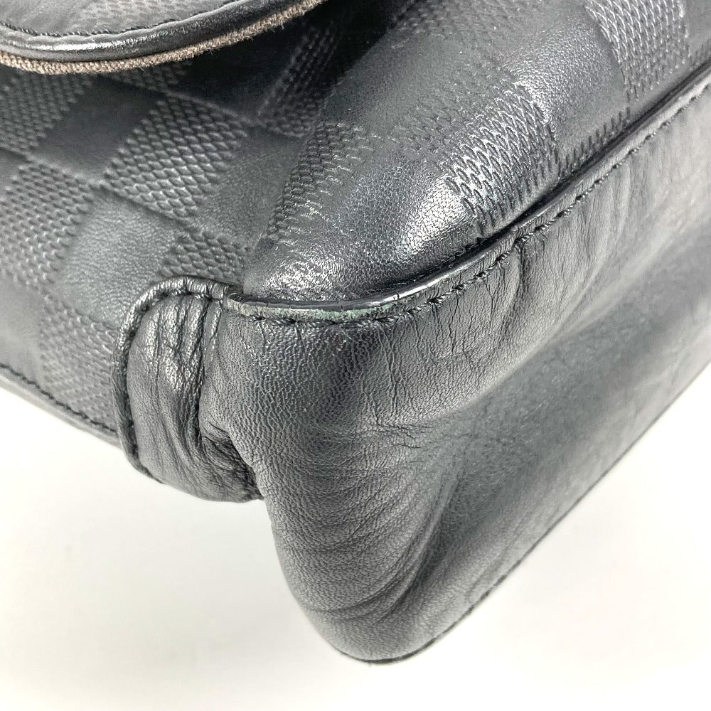 LOUIS VUITTON N41284 ダミエアンフィニ ディストリクトMM ディストリクト MM メッセンジャーバッグ カバン フラップ 斜め掛け ショルダーバッグ ダミエアンフィニレザー ユニセックス オニキス ブラック