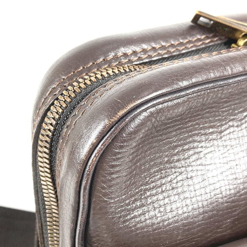 LOUIS VUITTON M92534 ユタ イロクワ カバン 斜め掛け ポシェット ショルダーバッグ ユタレザー ユニセックス カフェ ブラウン