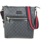 GUCCI 474137 GGスプリーム ロゴ クーリエ 斜め掛け カバン メッセンジャーバッグ ショルダーバッグ GGスプリームキャンバス ユニセックス ブラック