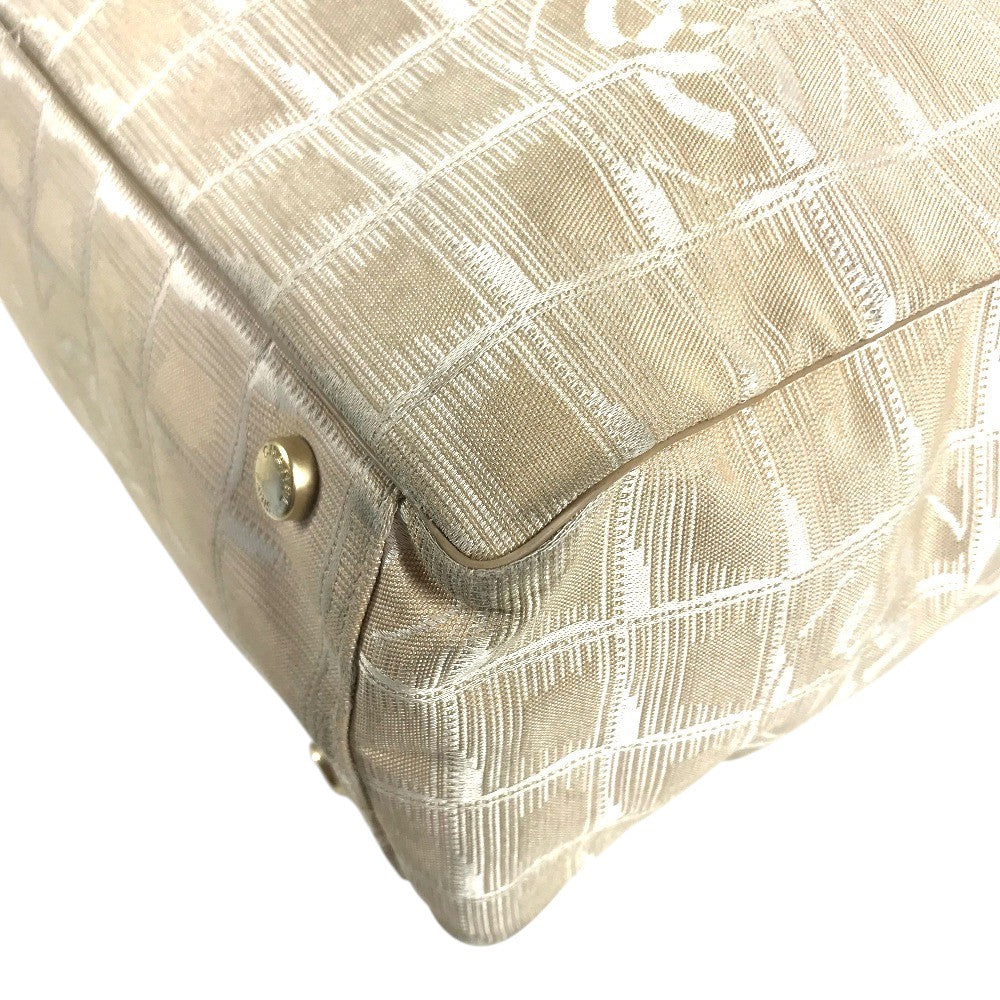 CHANEL A15825 New travel line GM New Travel Line GM Tote bag, shoulder bag, canvas Tote Bag Nylon / Leather Beige Used