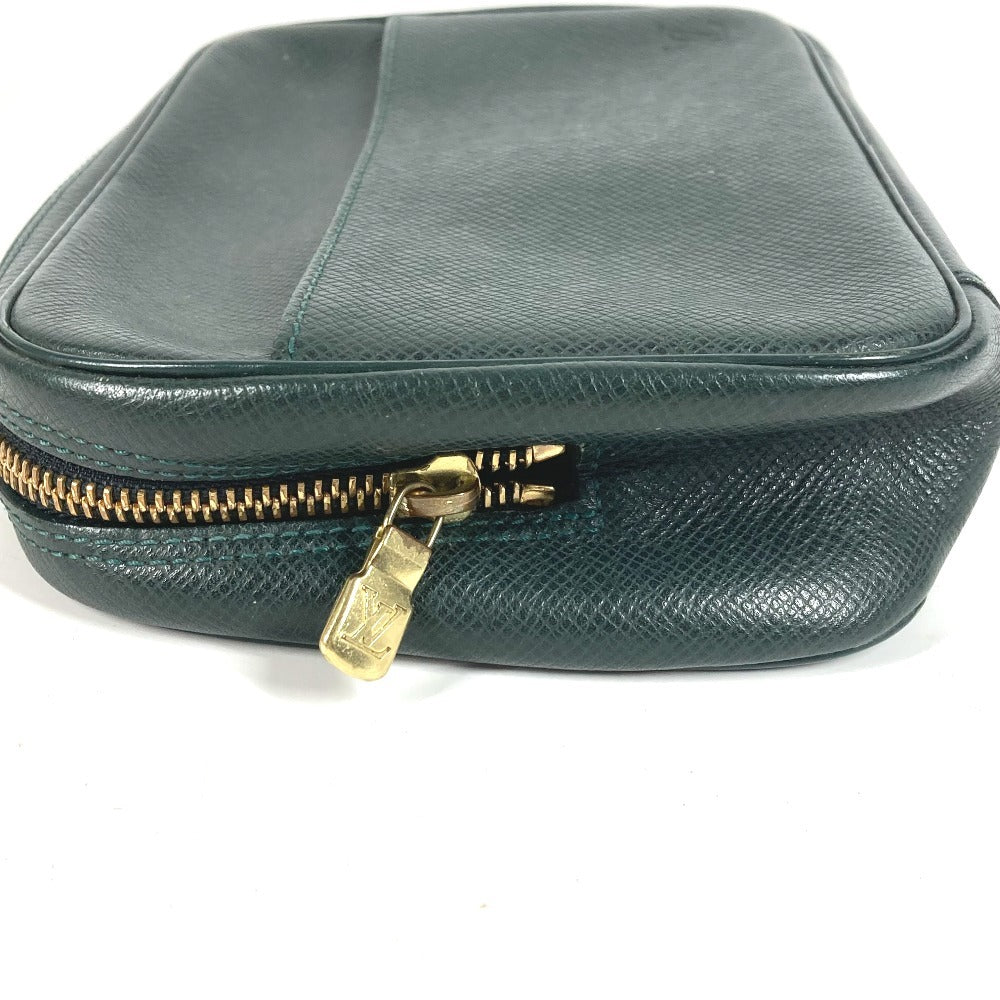 LOUIS VUITTON M30304 Taiga Accessory Pouch, Makeup Pouch, Cosmetic Pouch, Clutch Bag, Taiga Leather, Unisex, Episea, Green