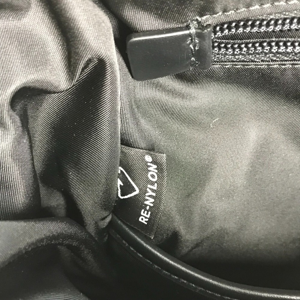 PRADA トライアングルロゴ 三角ロゴ プレート シニョ―プリント バックパック カバン リュックサック ナイロン メンズ レッド