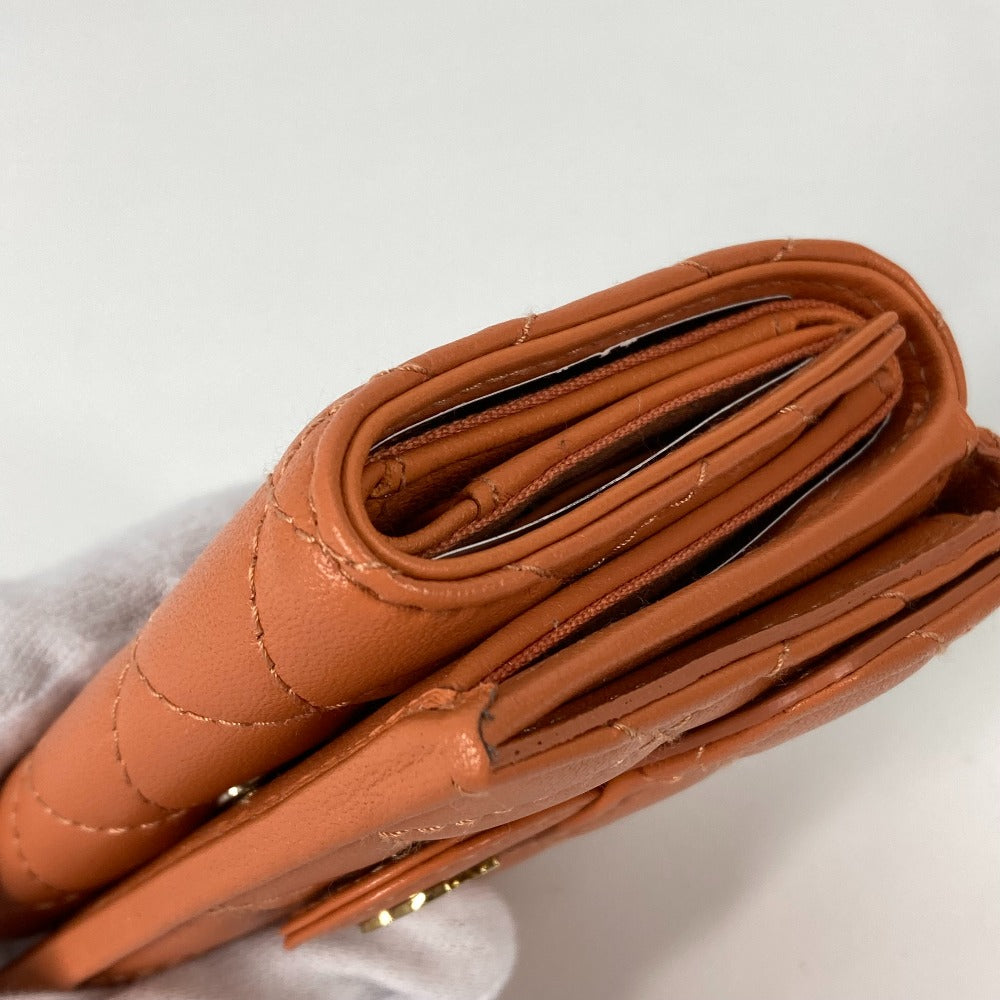 CHANEL AP0230 CC ココマーク マトラッセ キルティング コンパクトウォレット 3つ折り財布 ラムスキン レディース オレンジ