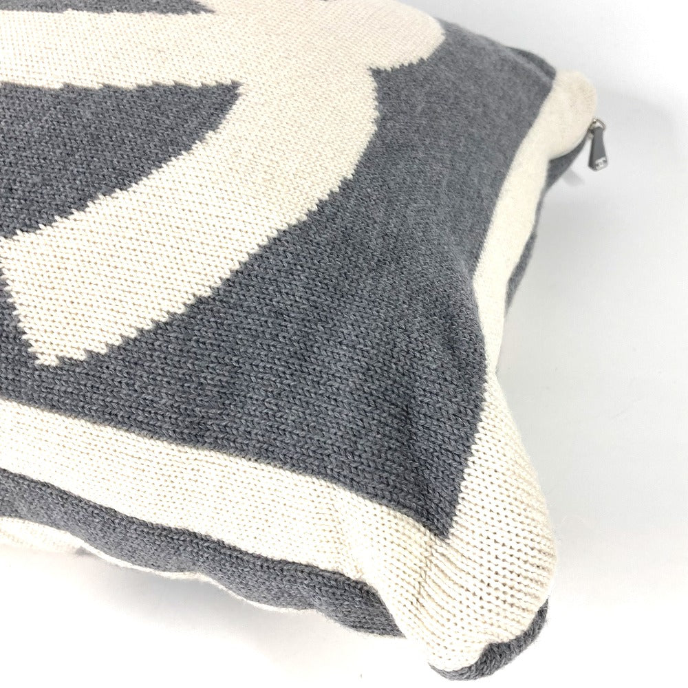 CHANEL CC ココマーク ダブル フェイス ピロー 枕 インテリア ニット バイカラー クッション ウール/カシミヤ ユニセックス ホワイトxグレー