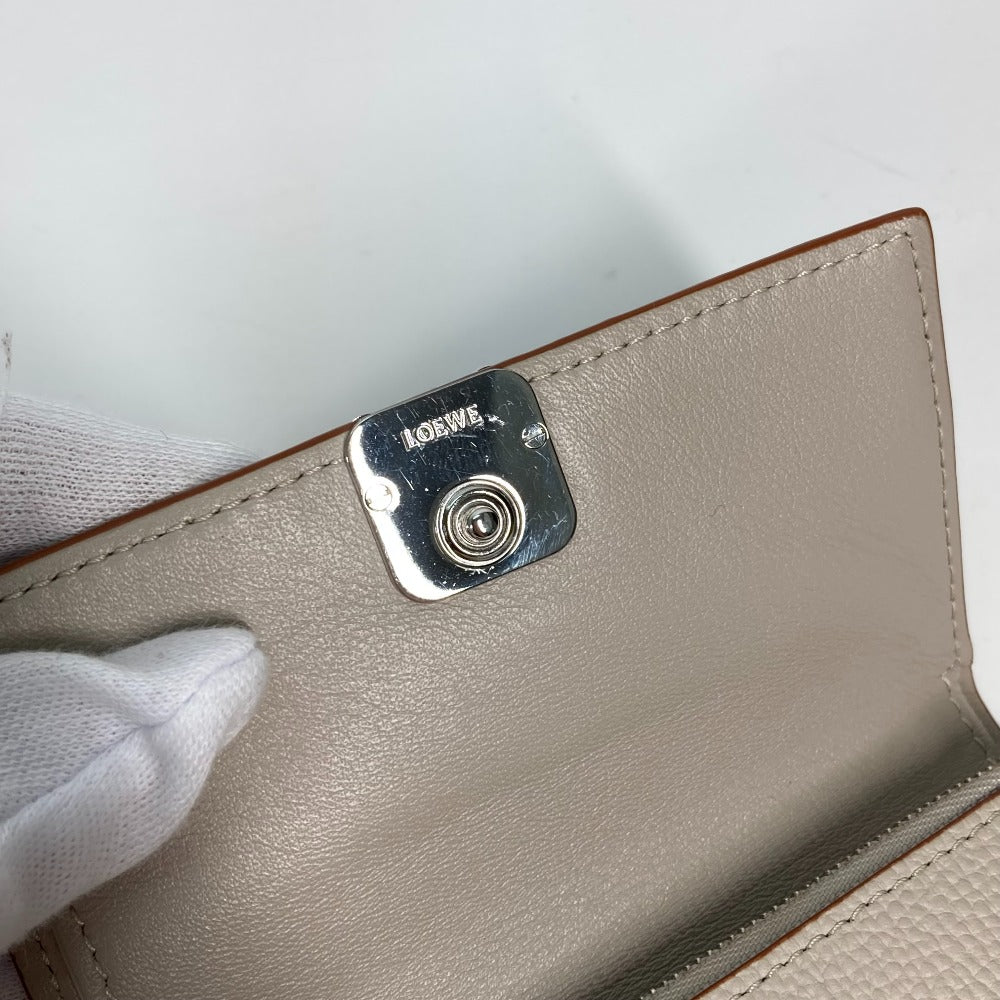 LOEWE C821S33X07 アナグラム バーティカル ウォレット スモール コンパクトウォレット 3つ折り財布 レザー レディース ライトゴースト ベージュ
