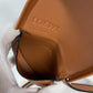LOEWE 財布 小銭入れ アナグラム ロゴ ストラップ付 斜め掛け コインケース レザー レディース ブラウン