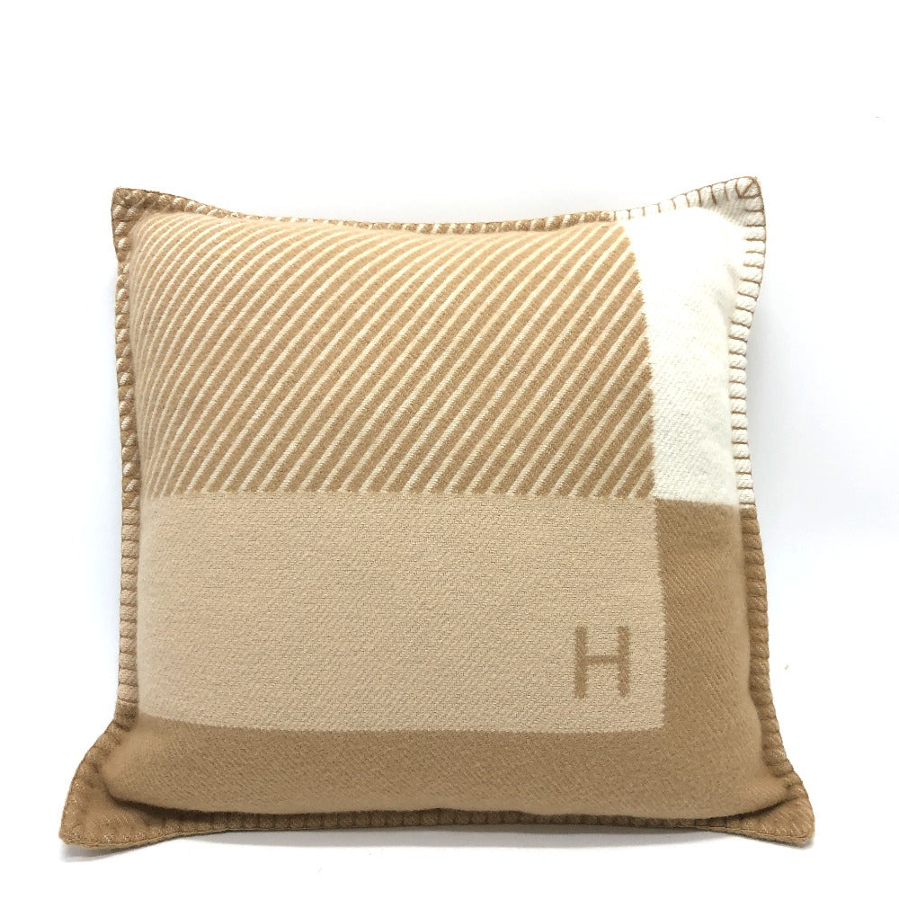 HERMES H103423M クッション 《Hリヴィエラ》 雑貨 インテリア インテリア小物 クッション ウール/カシミヤ レディース サーブル ベージュ