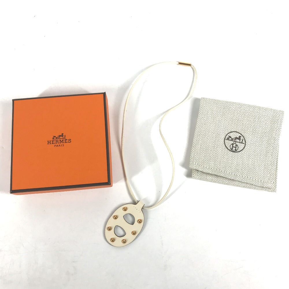 HERMES アクセサリー ネックレス スタッズ シェーヌダンクル PM ペンダント ネックレス スイフト レディース ナタ ホワイト
