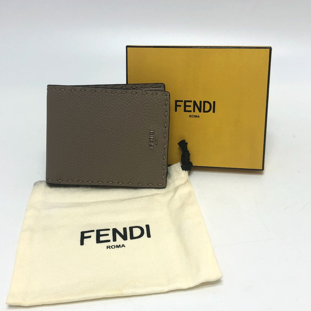 FENDI 7M0194 ステッチ セレリア 2つ折り財布 財布 ウォレット 2つ折り財布 レザー メンズ グレー