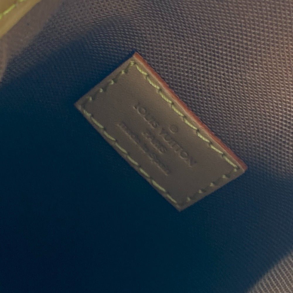 LOUIS VUITTON M80874 モノグラム フォールド ミー ポーチ 斜め掛け 肩掛け ポシェット ショルダーバッグ モノグラムキャンバス レディース ブラウン