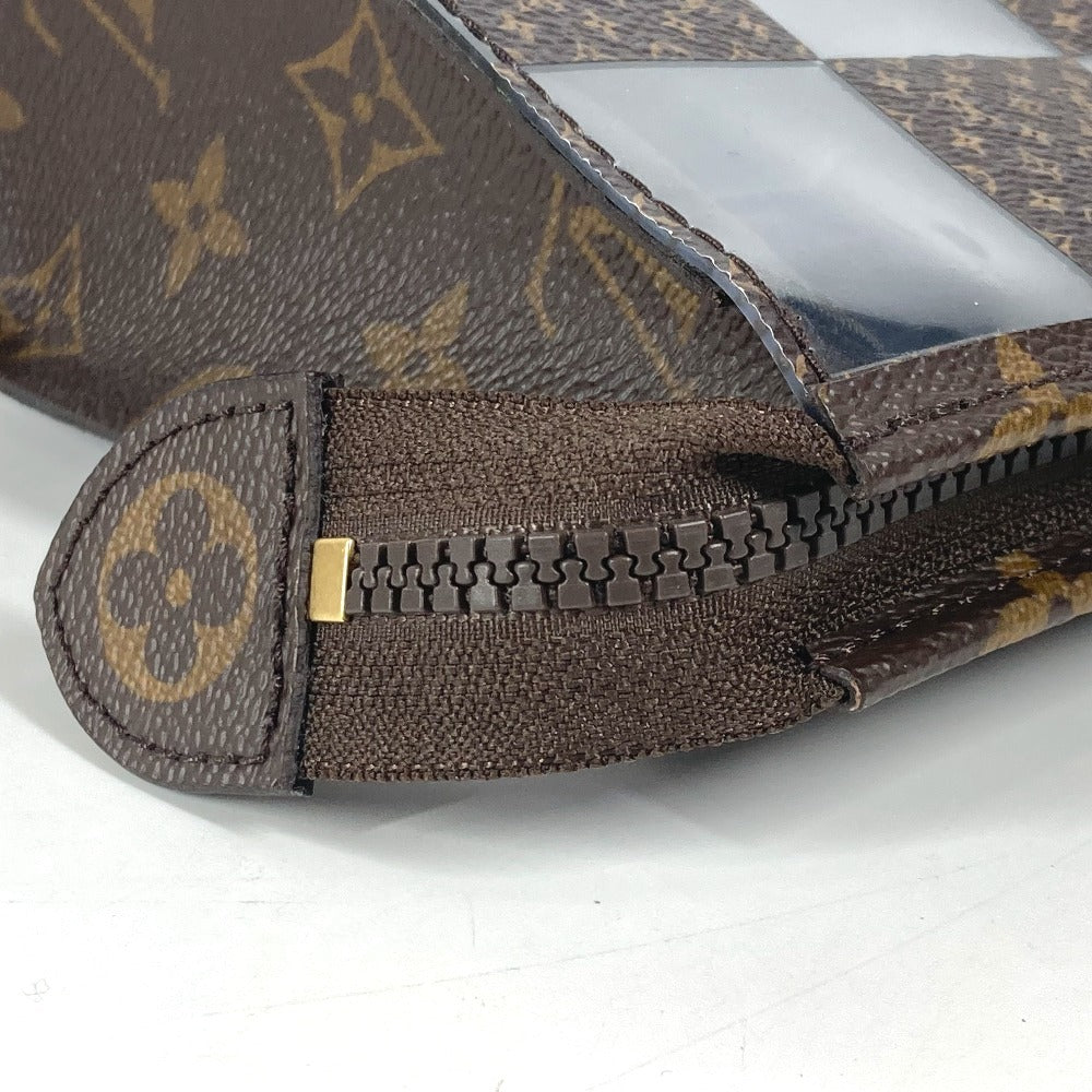 LOUIS VUITTON M81588 モノグラム チェス ダミエ スタンド ポーチ ポーチ カバン ストラップ付 クラッチバッグ ビニール ユニセックス ブラウン