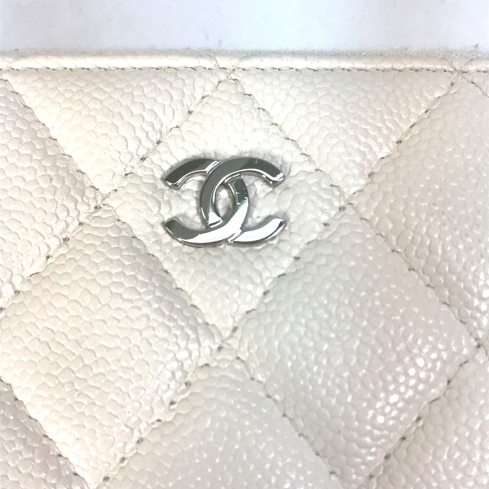 CHANEL A50097 Matelasse CC Coco Mark Round Zip Quilted Wallet Long Wallet Caviar Leather Women's White