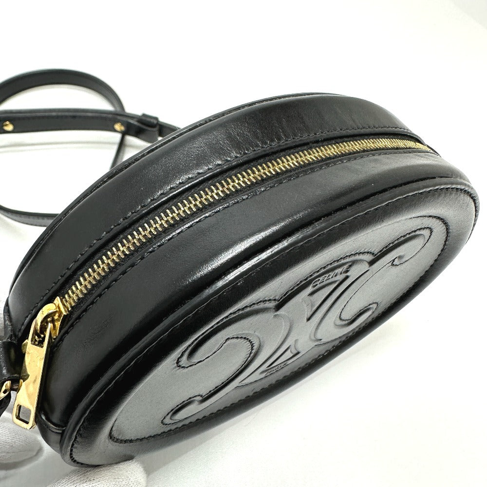 CELINE Triomphe Oval Purse Cuir Crossbody Shoulder Bag in Black Leather