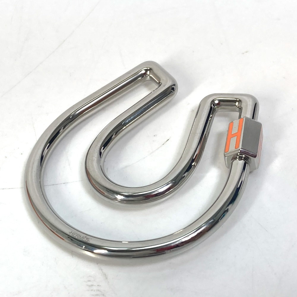 HERMES H logo charm, Ferra à Cheval, horseshoe, horse, horse hoof, Cheval key ring, metal, unisex, silver