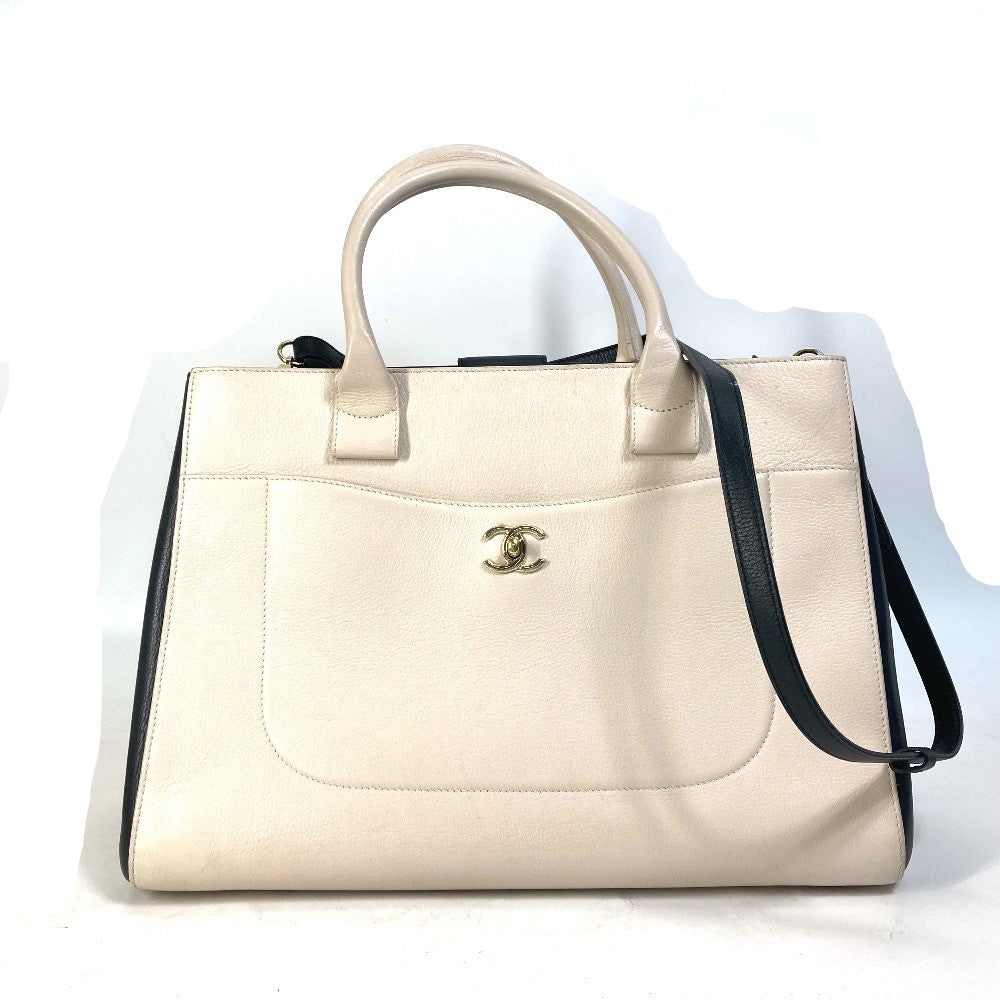 CHANEL CC ココマーク バイカラー ネオエグゼクティブ 2WAY ショルダーバッグ 斜め掛け ハンドバッグ レザー レディース ベージュ